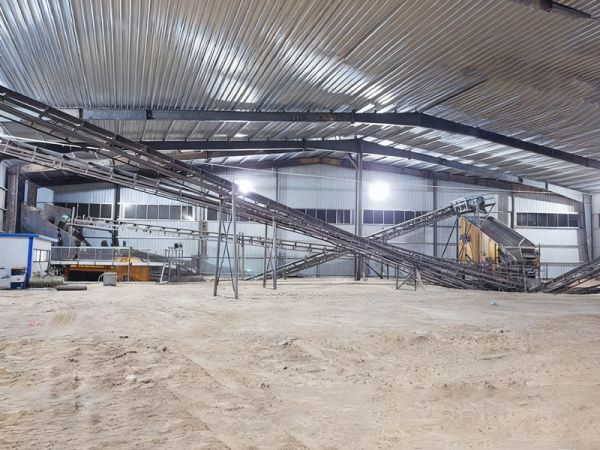 老撾機制砂現場